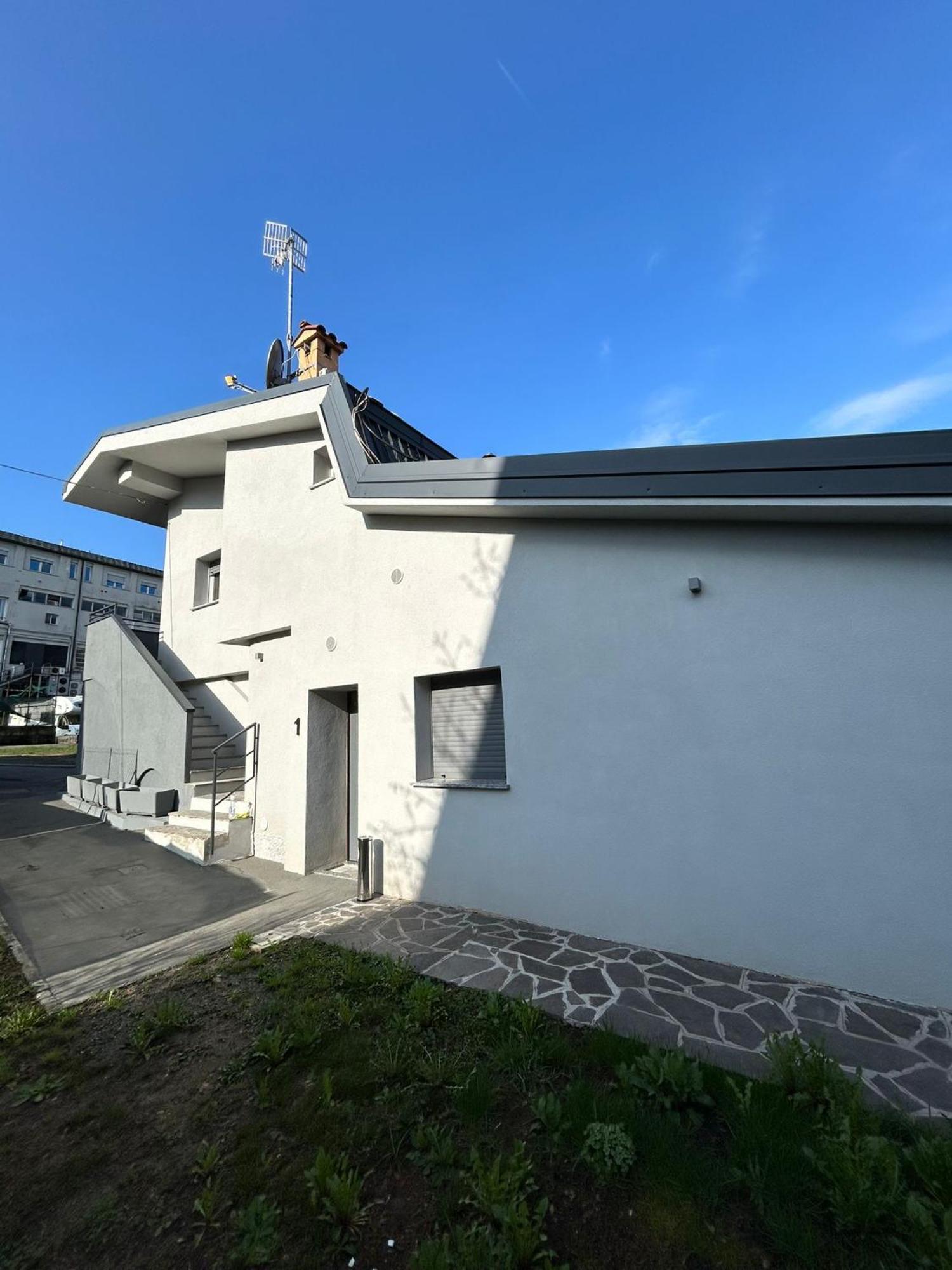 Lake Home Apartments Lipomo Exterior photo