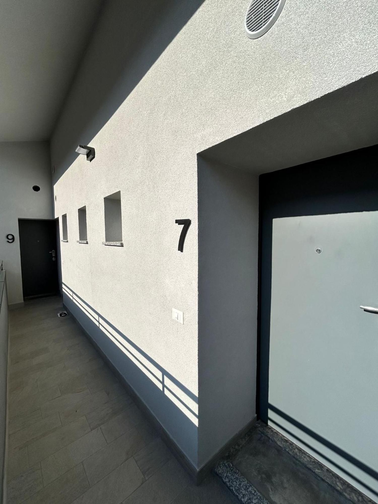 Lake Home Apartments Lipomo Exterior photo